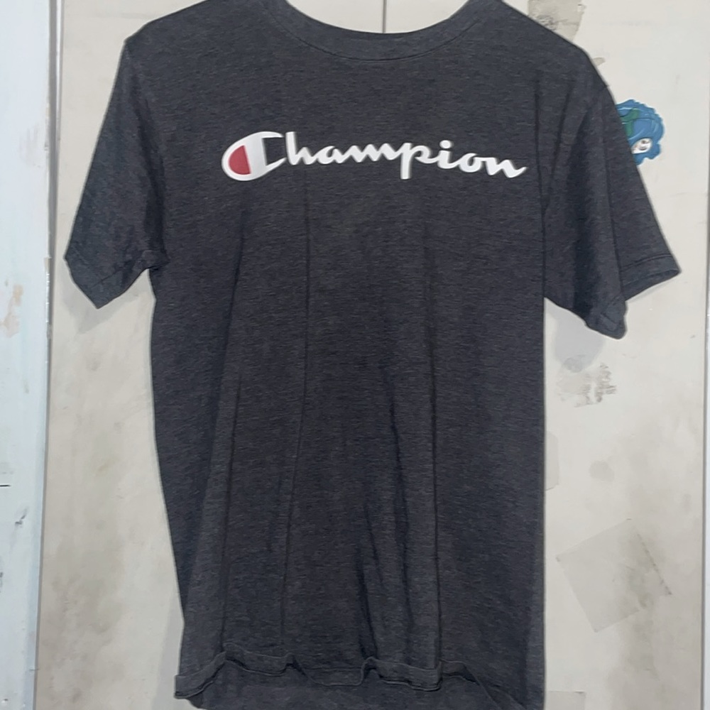 Champion short sleeve shirt